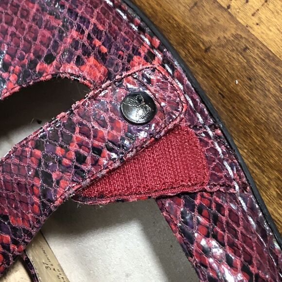 Alegria Mary Jane Clog Womens 37 Red Black Snakeskin Embossed Feliz Shoe Nursing - Picture 12 of 16